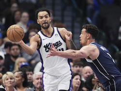 Kings Mavericks Basketball