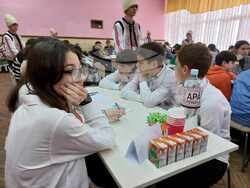 Ученици от Тараклийския район премериха сили в интелектуална игра за Трети март