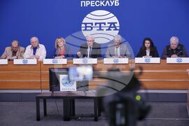 Национален пресклуб на БТА София - пресконференция - бойкот  на търговските вериги - резултати