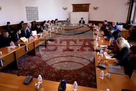 Божидар Божанов - кръгла маса