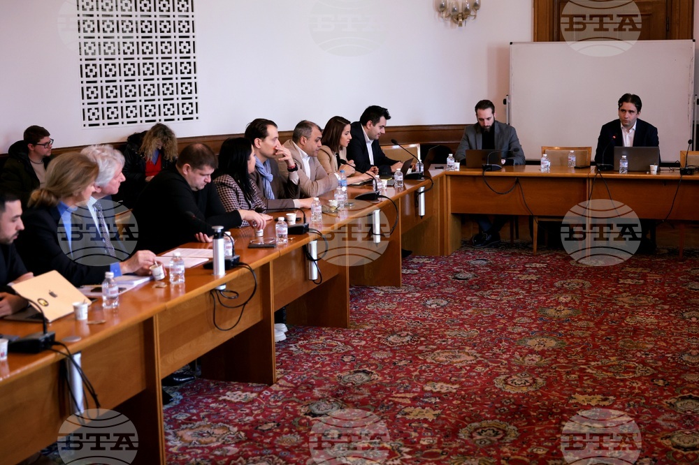 Божидар Божанов - кръгла маса