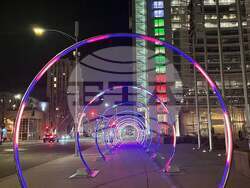 Българите в Лос Анджелис отбелязаха Трети март пред осветената в цветовете на националния  флаг сграда на общината 