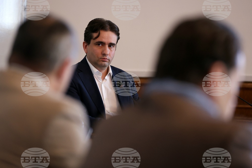 Божидар Божанов - кръгла маса