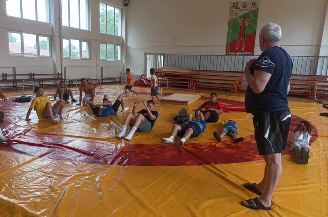 Шест клуба от Северозапада ще получат финансова подкрепа по програми на спортното министерство през 2025 година