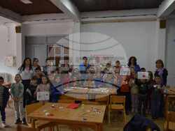 Учениците в Босилеград  празнуваха Баба Марта