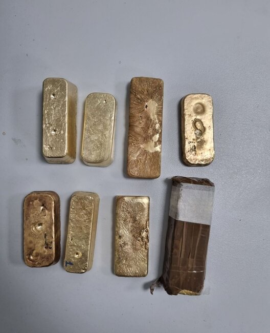 Мъж от Косово е обвинен за опит да пренесе през ГКПП "Капитан Андреево" златни кюлчета за над половин милион лева