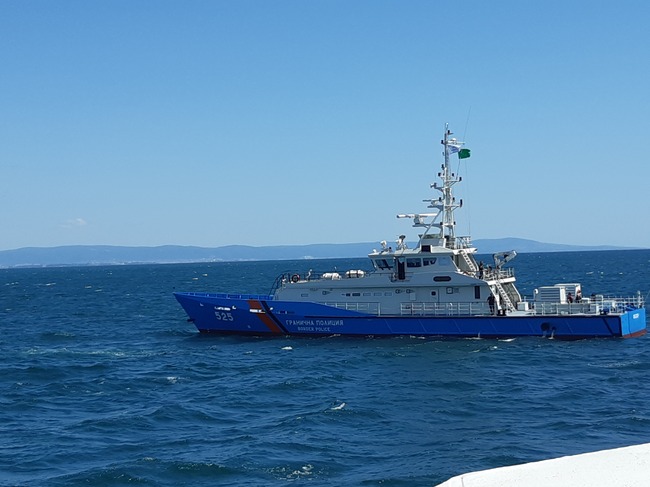 Border Police Vessel Obzor Rescues Two Foreigners at Sea