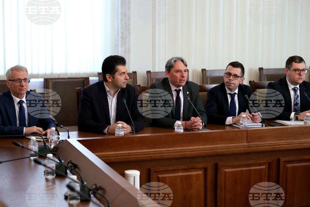 Народно събрание - представяне на кандидатите от ПП-ДБ за председател и за член на КЗК