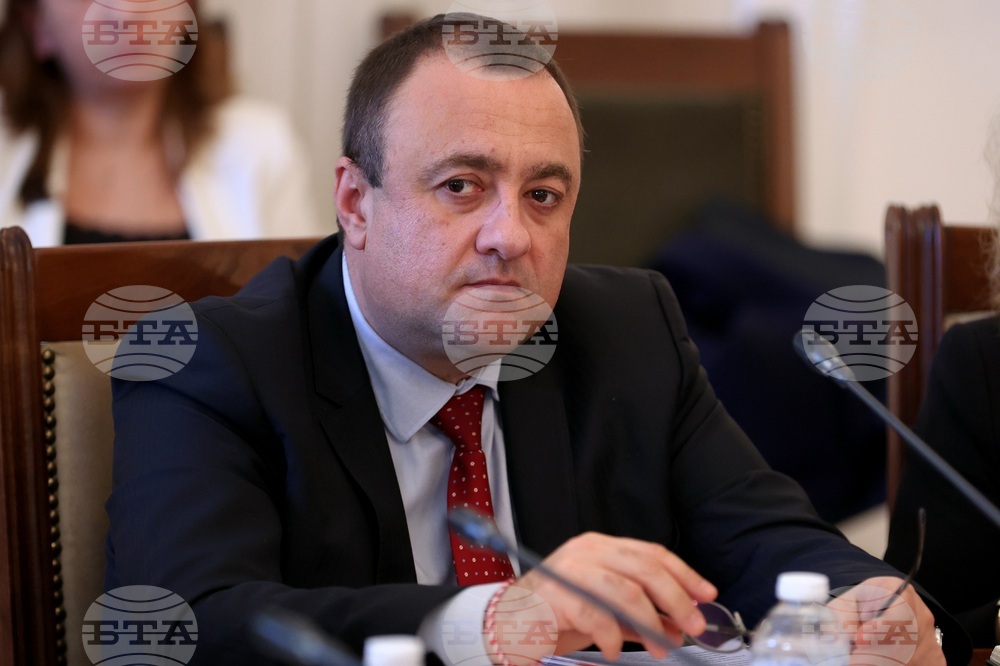Парламент - Комисия по регионална политика, благоустройство и местно самоуправление