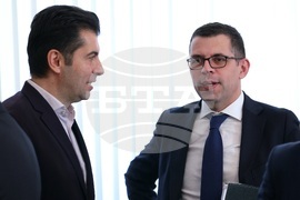 Народно събрание - представяне на кандидатите от ПП-ДБ за председател и за член на КЗК