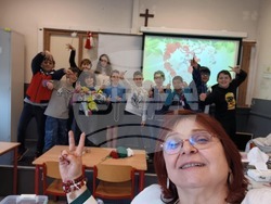 Празнична програма, посветена на Баба Марта се състоя в училище „Пейо Яворов“ в Брюксел