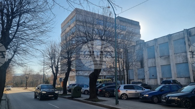 Младежкият дом в Търговище предизвиква ученици да пишат на тема „Корени, приятели и смели криле“