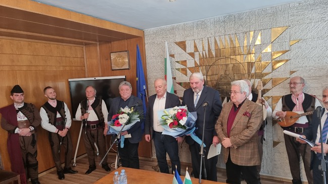 Връчиха Националната литературна награда „Николай Хайтов“ на писателите Васил Венински и Николай Табаков