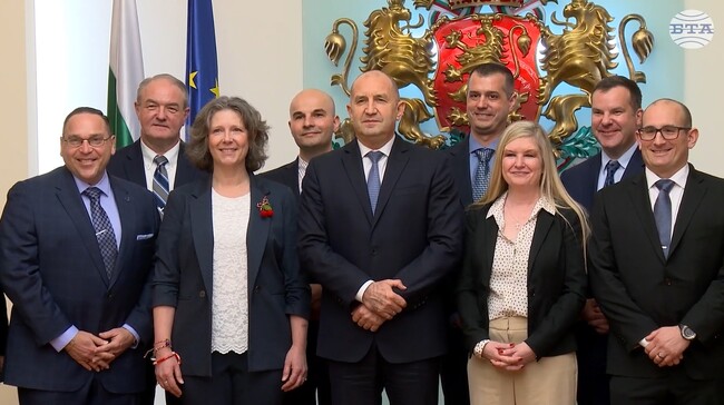 Президентът Румен Радев се срещна с представители на Военновъздушния колеж в САЩ