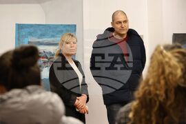 Бургас - "Дамски гамбит" - изложба живопис