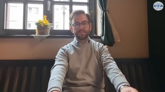 Има тенденция българите в Германия да се поддават на популистките послания на крайната десница, каза пред БТА политологът Андриян Андреев