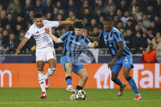 Астън Вила взе аванс от два гола срещу Брюж след първия мач от осминафиналите в Шампионската лига