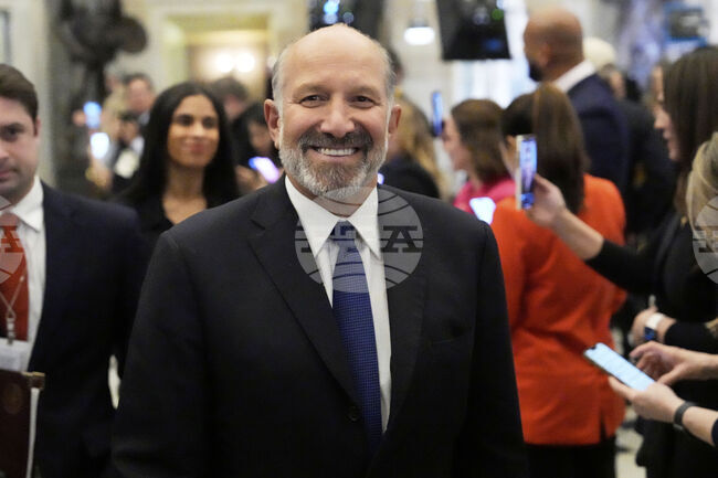 Може да има изключения от митата върху вноса на стоки от Мексико и Канада, заяви министърът на търговията на САЩ