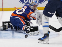 Jets Islanders Hockey