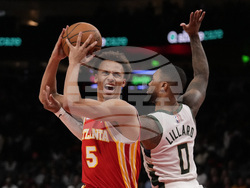 Bucks Hawks Basketball