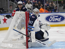 Jets Islanders Hockey