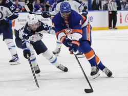 Jets Islanders Hockey