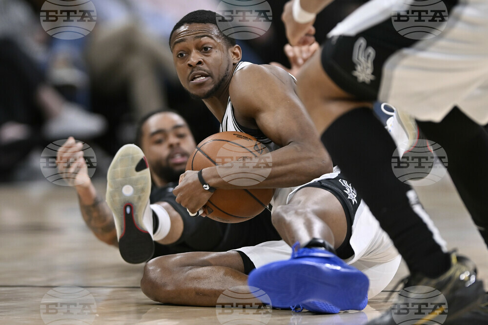 Nets Spurs Basketball