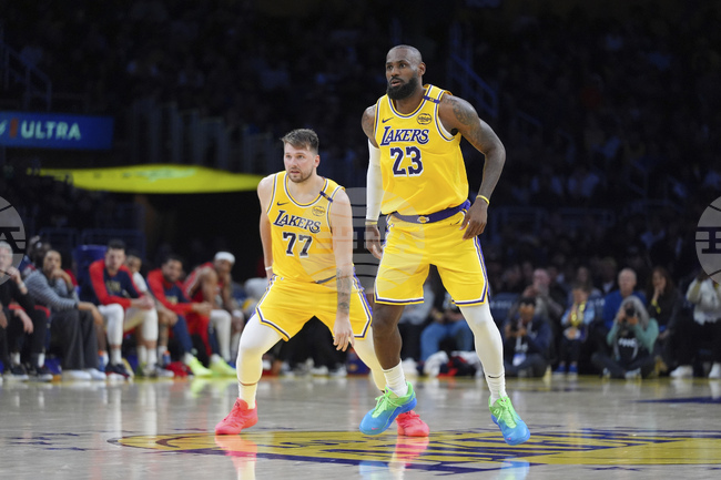 Лука Дончич: "ЛеБрон е способен да вкара и 70 хиляди точки"