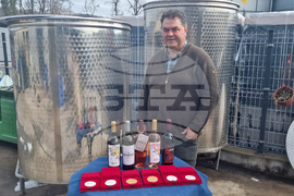 Село Орешак - винарска изба „Ноя“ - Христо Ковачев