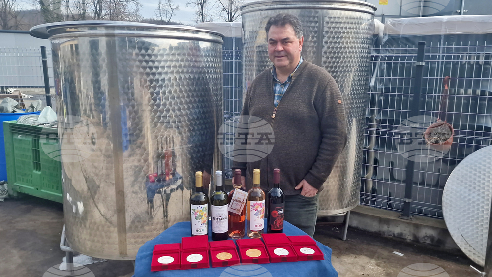 Село Орешак - винарска изба „Ноя“ - Христо Ковачев