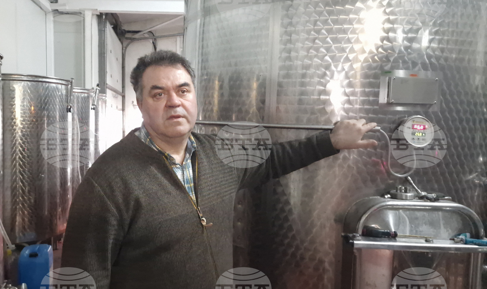 Село Орешак - винарска изба „Ноя“ - Христо Ковачев