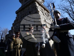 Докторски паметник - БЧК - преклонение