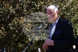 Докторски паметник - БЧК - преклонение