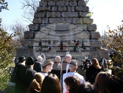 Докторски паметник - БЧК - преклонение