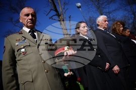 Докторски паметник - БЧК - преклонение