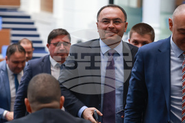 Парламент - заседание