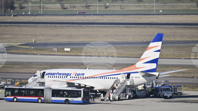 Афганистанското консулство в Бон възобнови работа под ръководството на външното министерство на талибаните 