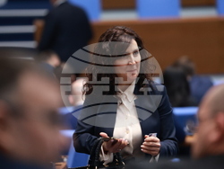 Парламент - заседание