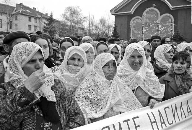 March 5, 1990: Thousands of Ethnic Turks Rally as Parliament Debates Muslim Name Change Reversal