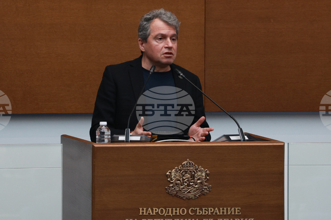 Министърът на културата Мариан Бачев направи единственото възможно нещо и партньорите ни от ЮНЕСКО проявиха пълно разбиране, каза Тошко Йорданов в декларация 