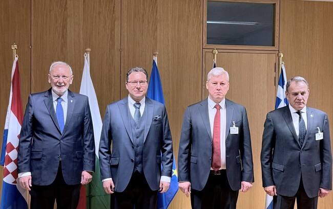 Interior Minister Discusses Migration Issues with Romanian, Croatian Counterparts, Greek Minister of Migration and Asylum