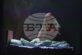 Русе - театър - "Хора, места и вещи" - премиера