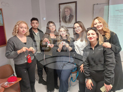 Турция - Анкара - студенти - работилница - мартеници