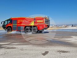 Летище "Васил Левски" - нов противопожарен автомобил