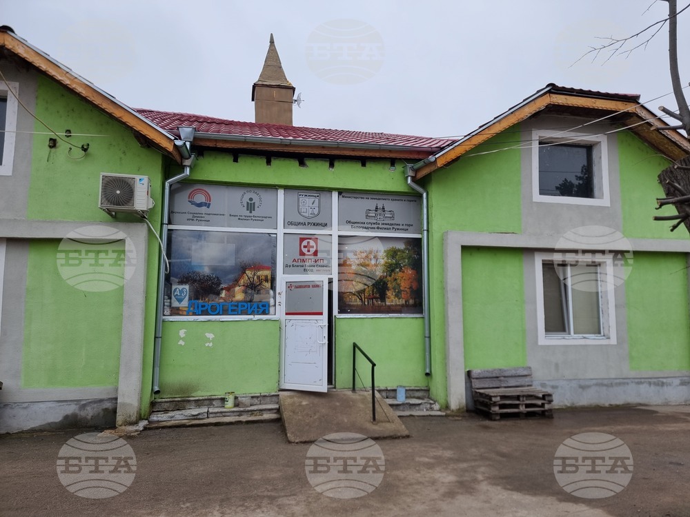 Кметът на Ружинци Александър Александров увери жителите на общината, че имат възможност да избират личен лекар от три лекарски практики 