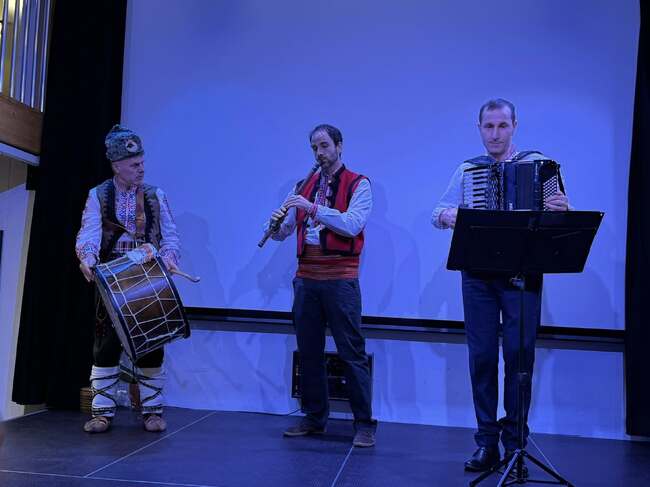 Българска фолклорна вечер събра сънародници в Швейцария