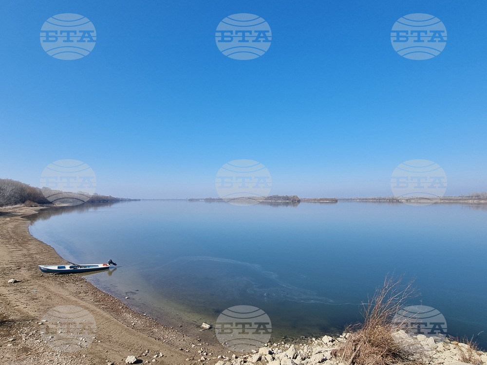 Село Загражден - река Дунав - място за отдих - пристан за лодки