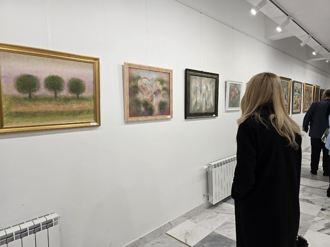 В Гоце Делчев беше открита изложба, посветена на именити български художнички, творили през XX век