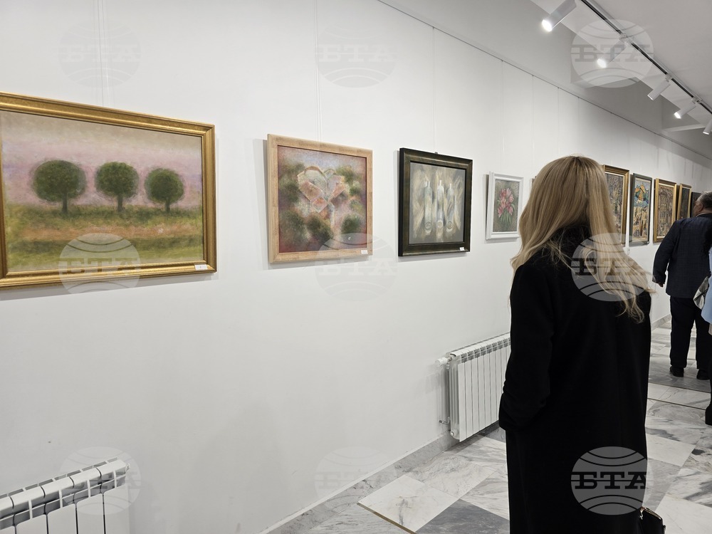 Гоце Делчев - "Именити български жени-художници, творили през XX век" - изложба