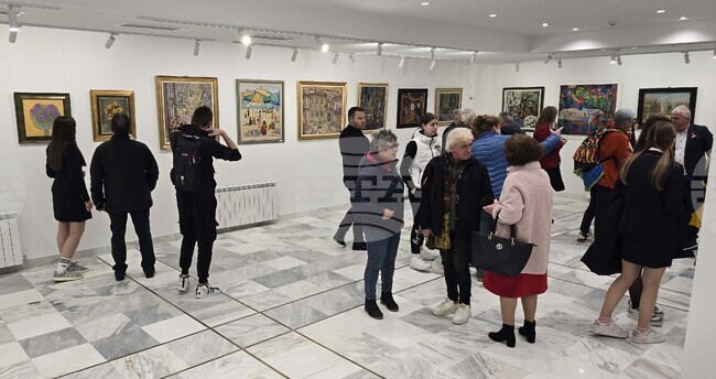 Гоце Делчев - "Именити български жени-художници, творили през XX век" - изложба
